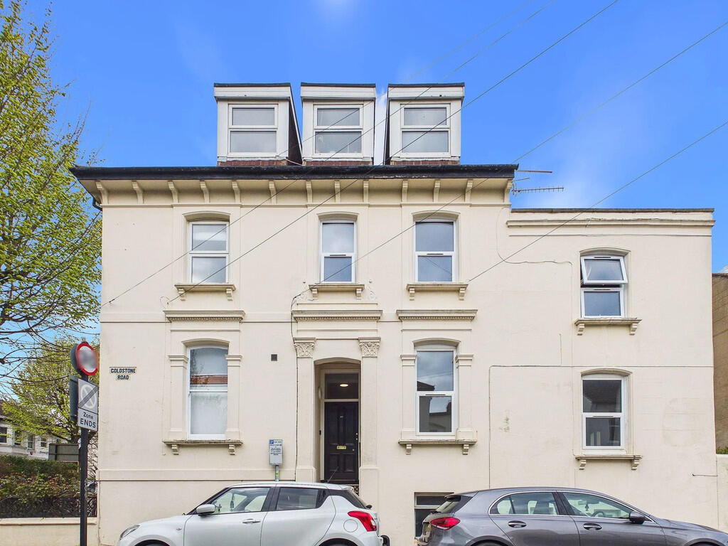 1 bed 1st Floor Flat for rent in Brighton and Hove. From Jacobs Steel - Hove