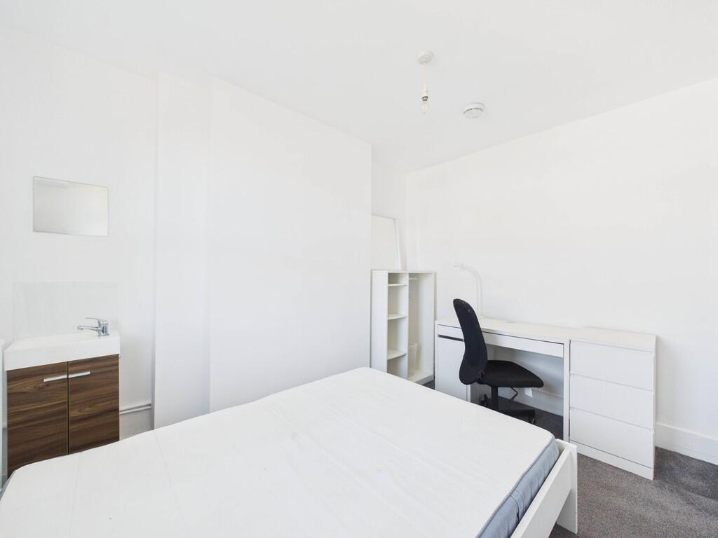 4 bed Studio for rent in Ovingdean. From Jacobs Steel - Hove 4 bed Studio for rent in Ovingdean. From Jacobs Steel - Hove