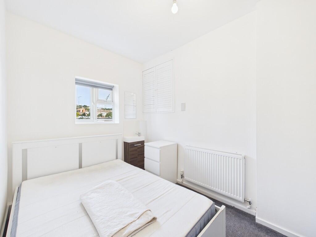 4 bed Studio for rent in Ovingdean. From Jacobs Steel - Hove