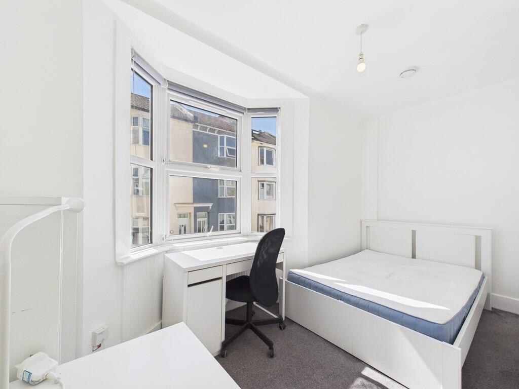 4 bed Studio for rent in Ovingdean. From Jacobs Steel - Hove
