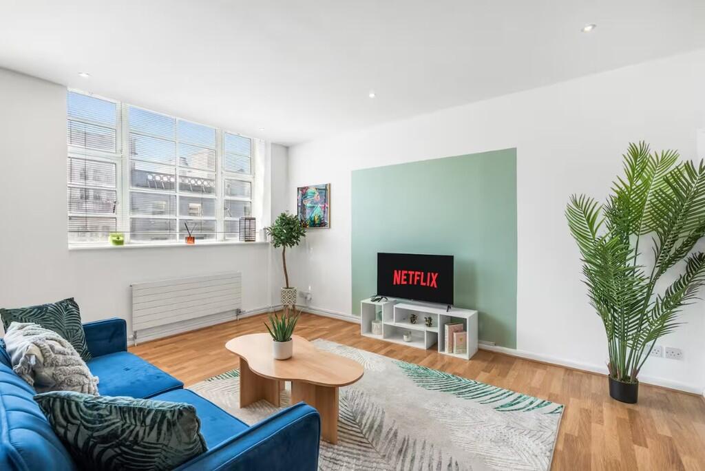 2 bed Apartment for rent in Brighton and Hove. From Jacobs Steel - Hove
