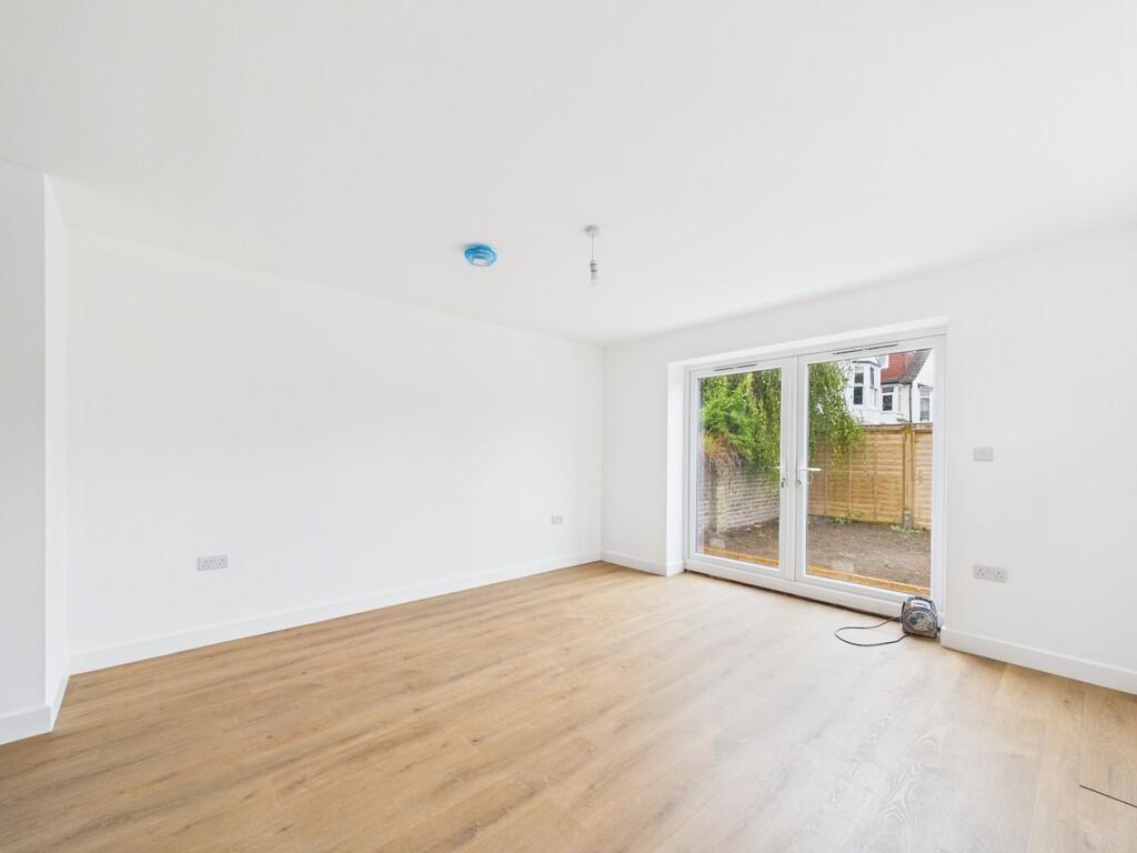 1 bed Apartment for rent in Portslade-by-Sea. From Jacobs Steel - Hove