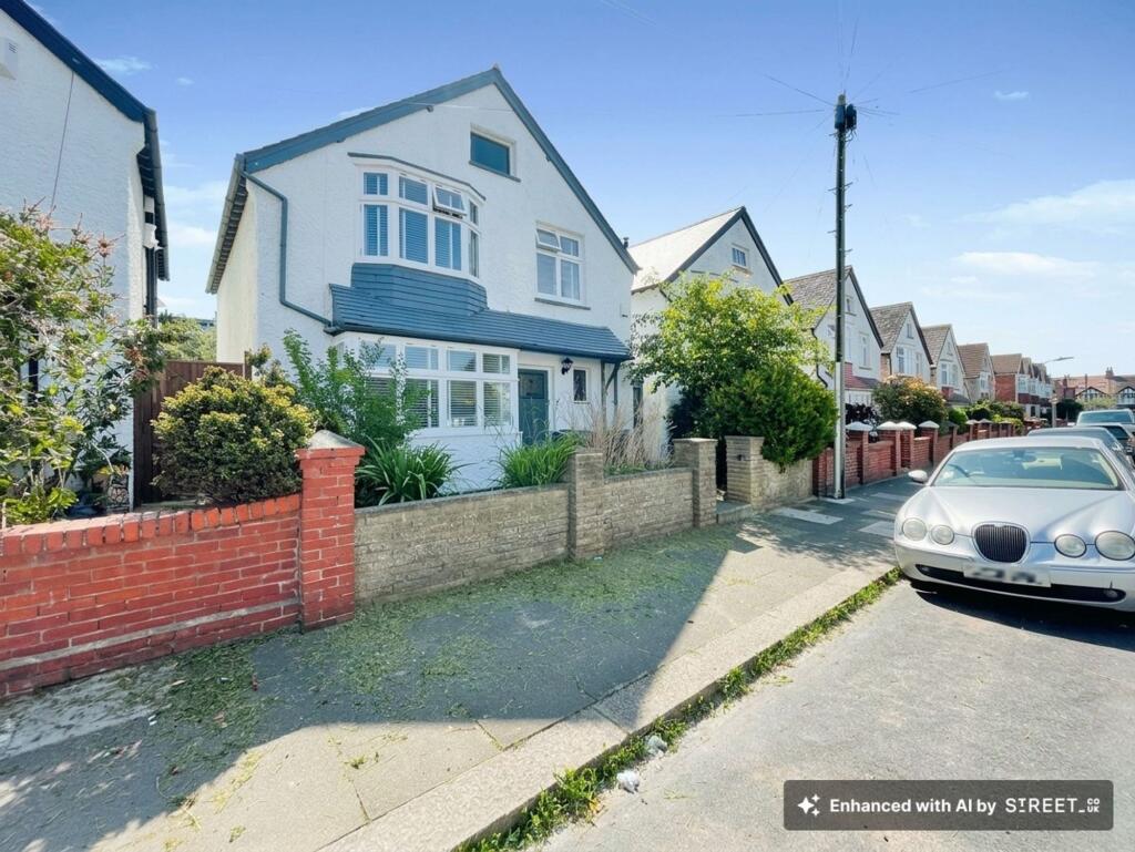 3 bed Detached for rent in Portslade-by-Sea. From Jacobs Steel - Hove