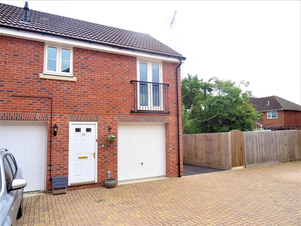 2 bed Detached for rent in Winterbourne Bassett. From Charles harding lettings ltd - Blunsdon Saint Andrew