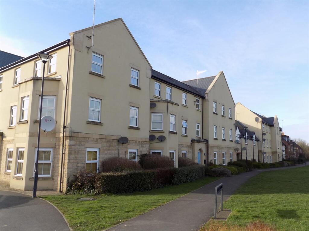 1 bed Apartment for rent in Blunsdon St Andrew. From Charles harding lettings ltd - Blunsdon Saint Andrew