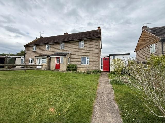 3 bed Semi Detached for rent in Swindon. From Charles harding lettings ltd - Blunsdon Saint Andrew