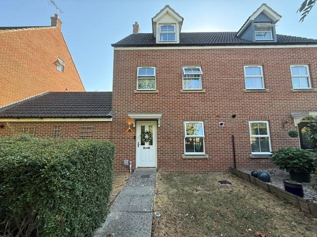 3 bed Detached for rent in Blunsdon St Andrew. From Charles harding lettings ltd - Blunsdon Saint Andrew