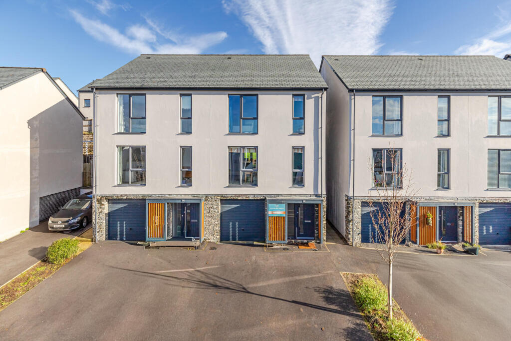 3 bed Semi Detached for rent in Kingsbridge. From Charles Head - Kingsbridge