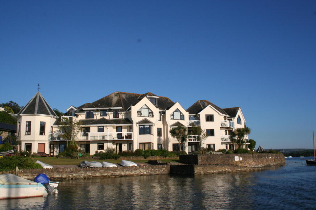 3 bed Apartment for rent in Kingsbridge. From Charles Head - Kingsbridge 3 bed Apartment for rent in Kingsbridge. From Charles Head - Kingsbridge