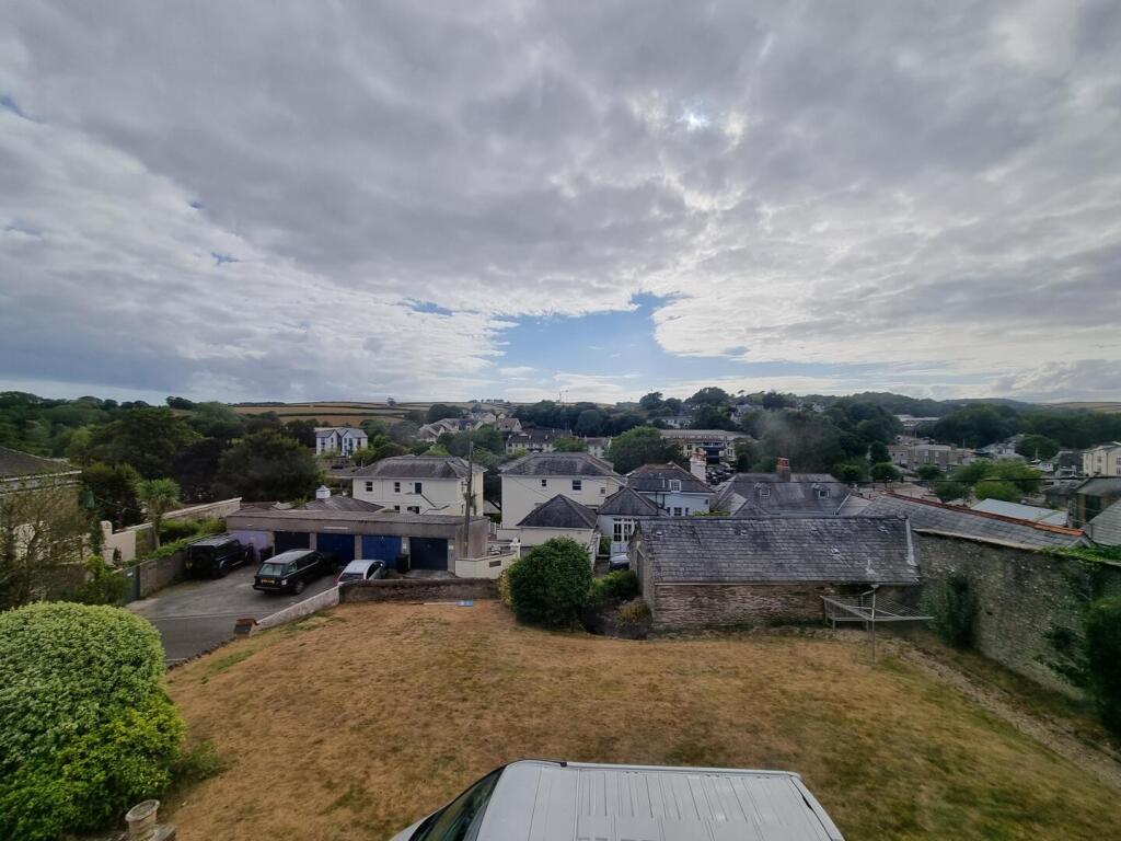 2 bed 1st Floor Flat for rent in Kingsbridge. From Charles Head - Kingsbridge