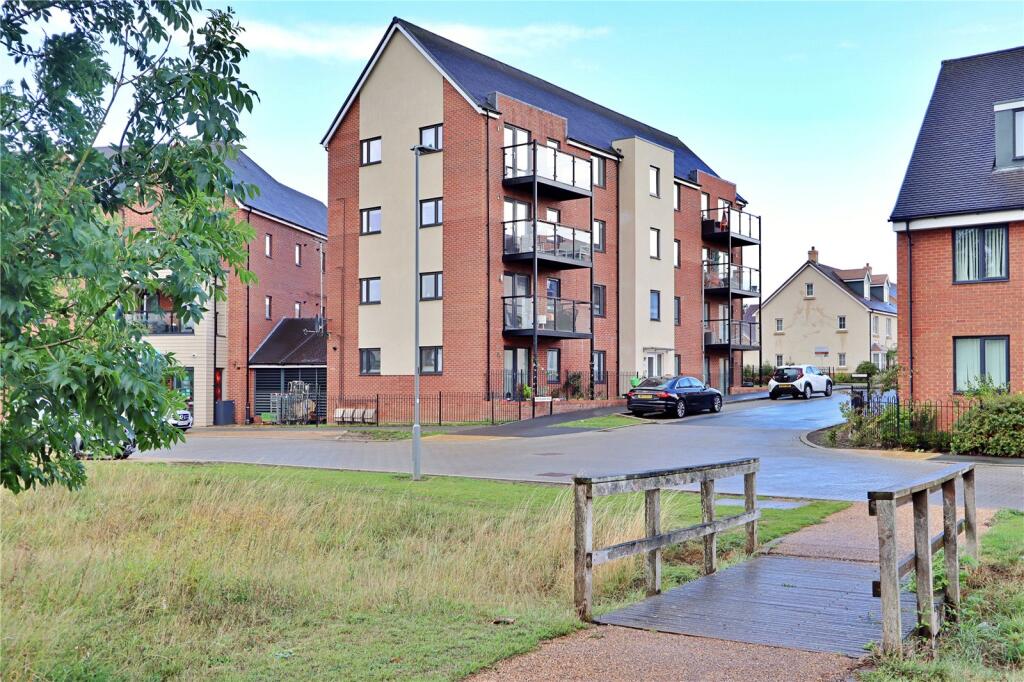 2 bed Apartment for rent in Whaddon. From Urban & Rural Property Services - Milton Keynes 2 bed Apartment for rent in Whaddon. From Urban & Rural Property Services - Milton Keynes