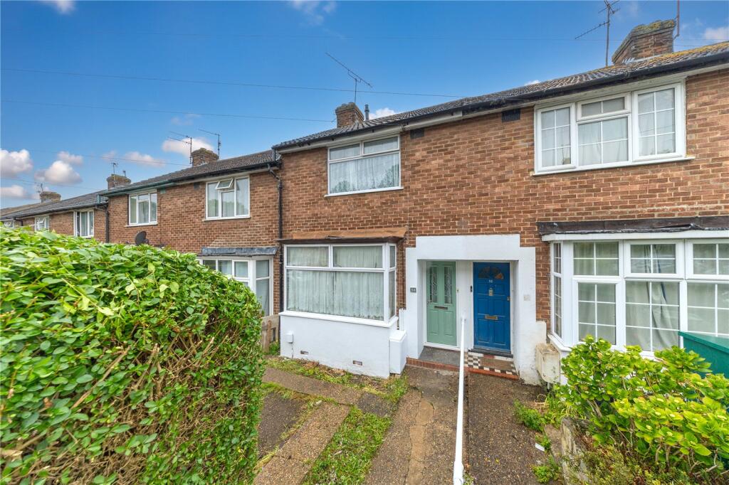 2 bed Mid Terraced House for rent in Luton. From Urban & Rural Property Services - Stopsley