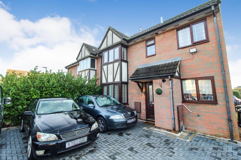 2 bed Cluster Home for rent in Bedford. From Goodacres Residential - Kempston