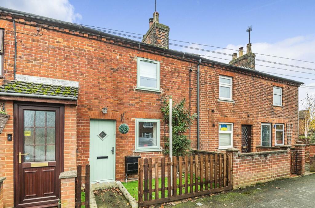 2 bed Cottage for rent in Bedford. From Goodacres Residential - Kempston