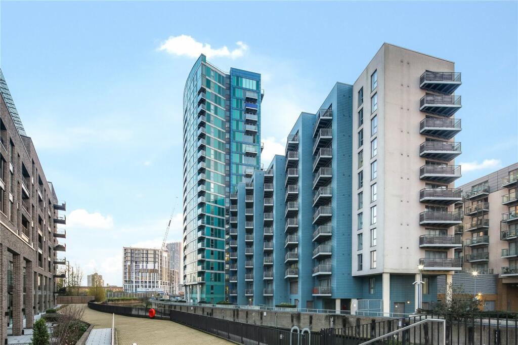 1 bed Flat for rent in Stratford. From Jack Barclay Estates Limited Canary Wharf