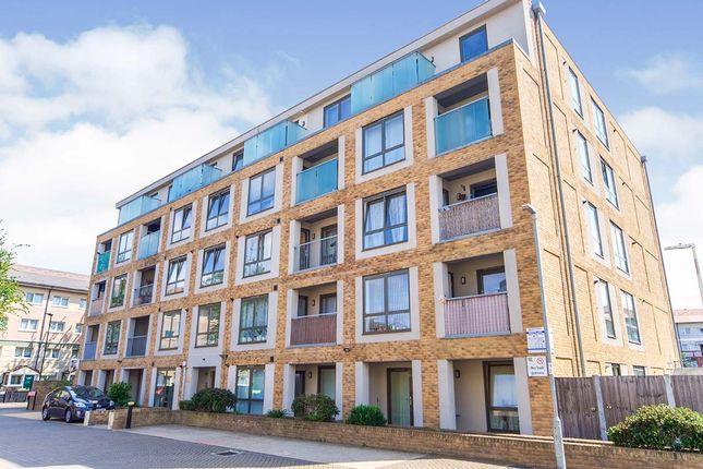 2 bed Flat for rent in Royal Victoria Docks. From Jack Barclay Estates Limited Canary Wharf