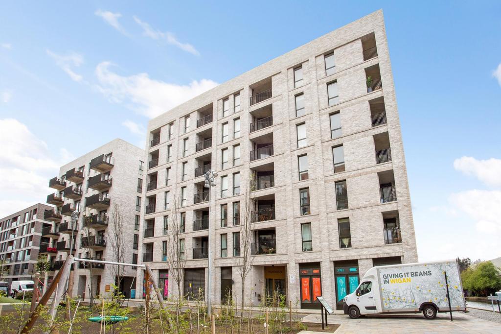 1 bed Apartment for rent in Fish Island, Hackney Wick, Bow. From Jack Barclay Estates Limited Canary Wharf