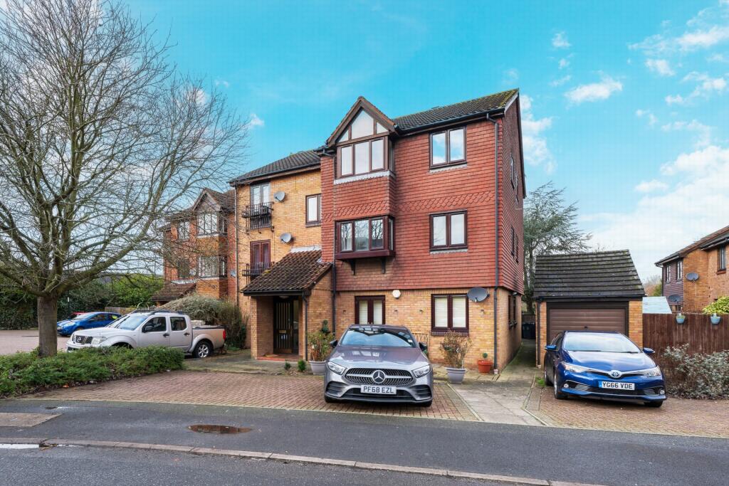 1 bed 1st Floor Flat for rent in London. From Heath Estates - Blackheath 1 bed 1st Floor Flat for rent in London. From Heath Estates - Blackheath