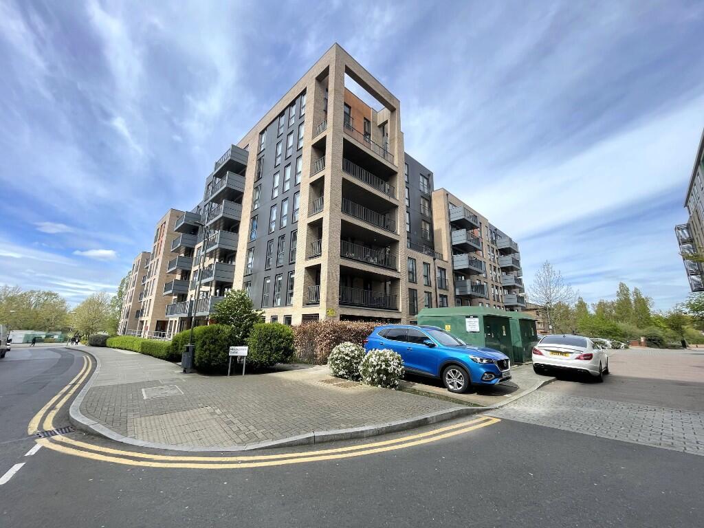 1 bed 1st Floor Flat for rent in Hendon. From Becker and Co Mill Hill