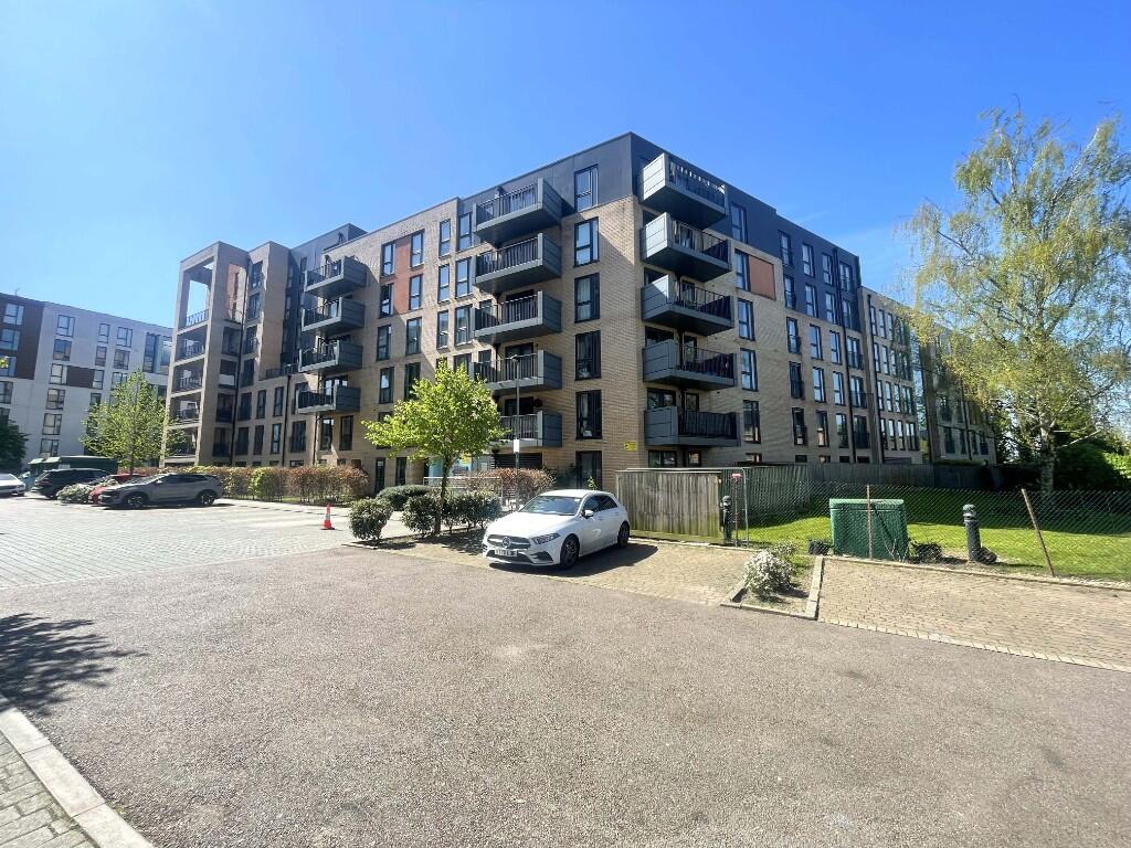 1 bed 1st Floor Flat for rent in Hendon. From Becker and Co Mill Hill