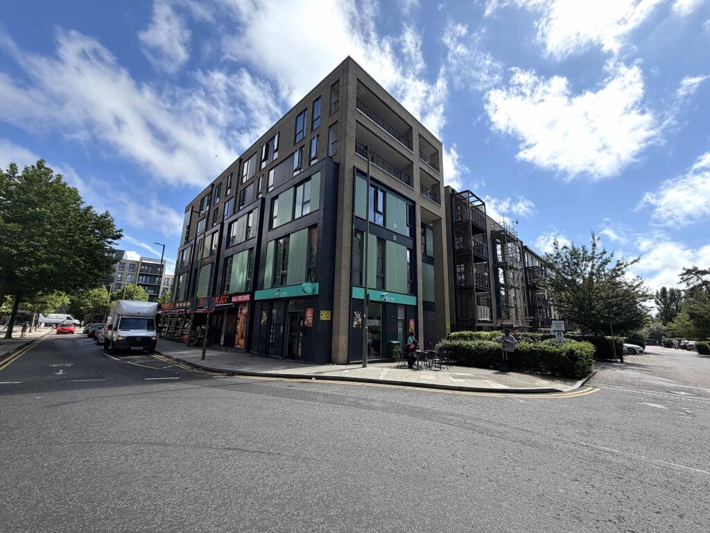 1 bed 1st Floor Flat for rent in Hendon. From Becker and Co Mill Hill