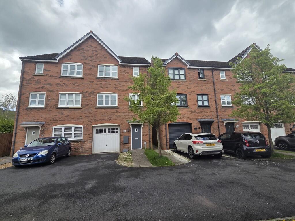 4 bed Semi Detached for rent in Worden. From RedRose - Chorley