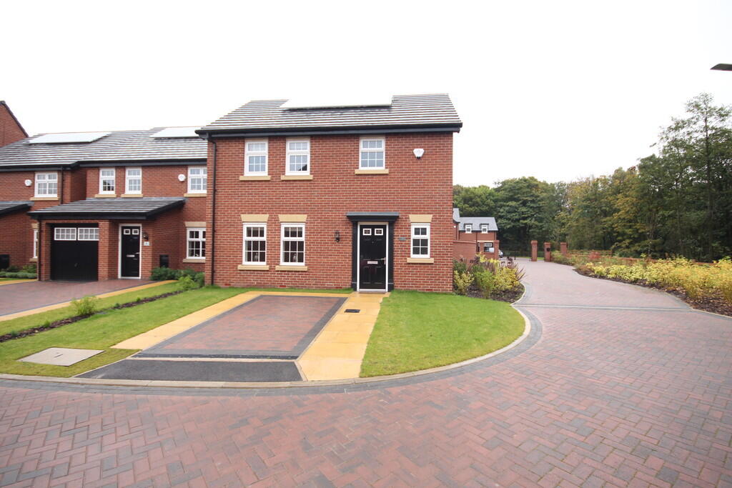 3 bed Detached for rent in Worden. From RedRose - Chorley 3 bed Detached for rent in Worden. From RedRose - Chorley