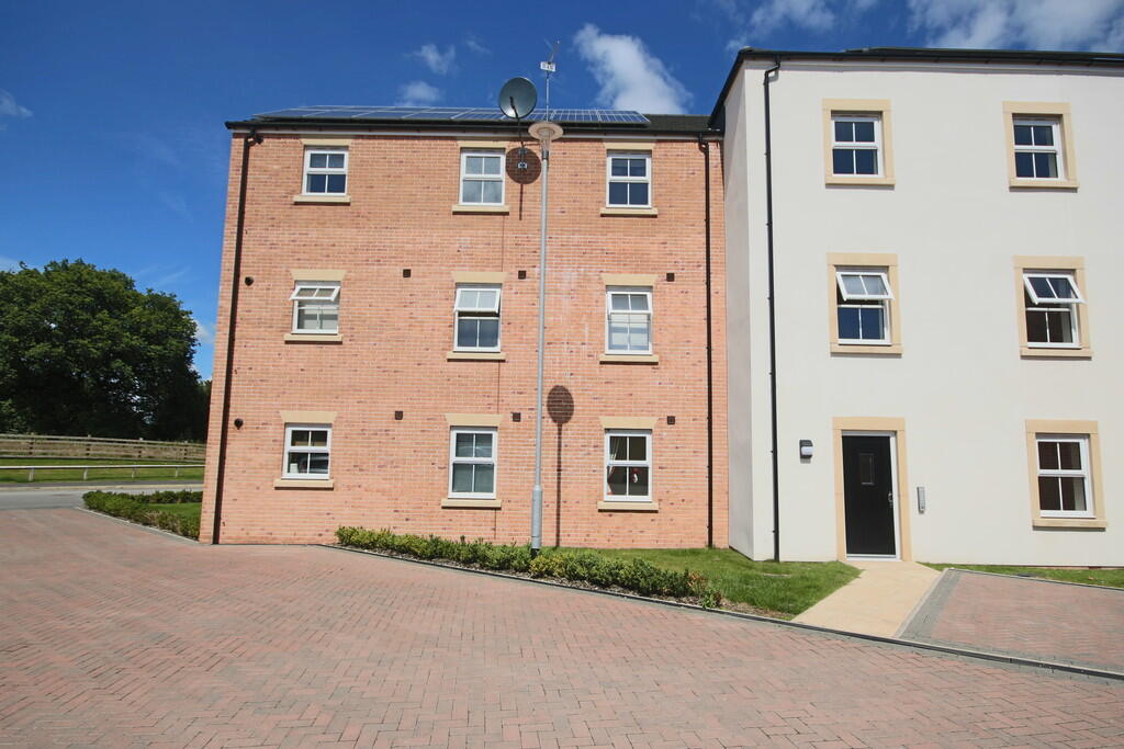 2 bed Apartment for rent in Worden. From RedRose - Chorley