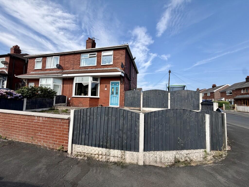 3 bed Semi Detached for rent in Chorley. From RedRose - Chorley