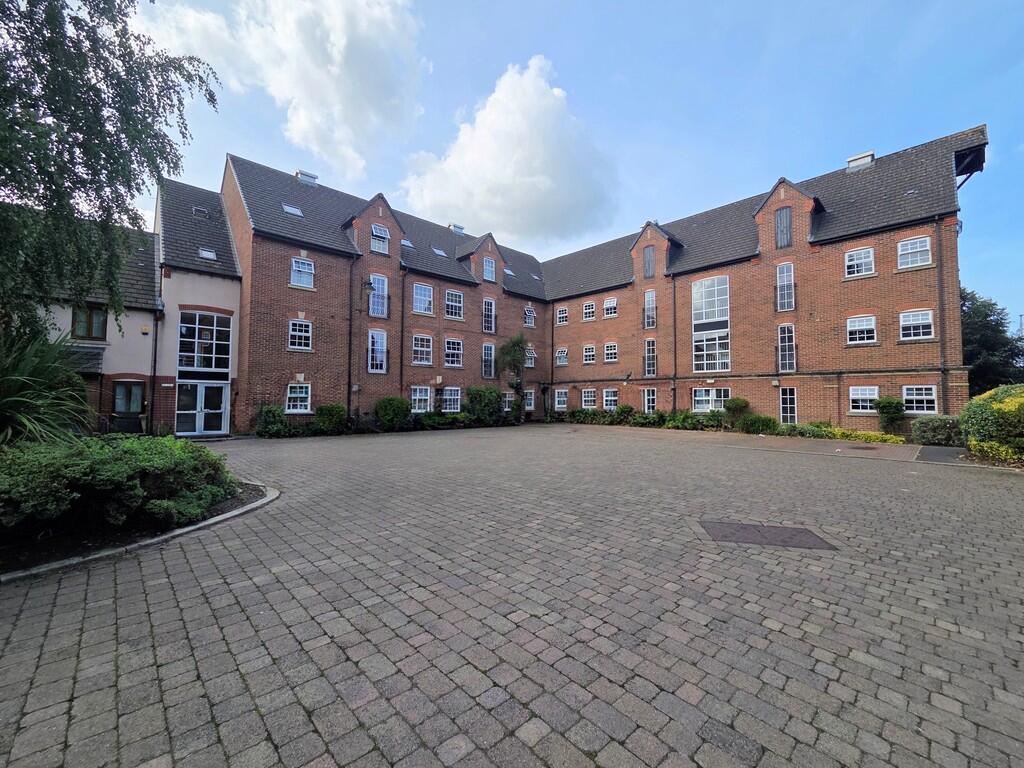 2 bed Apartment for rent in Worden. From RedRose - Chorley