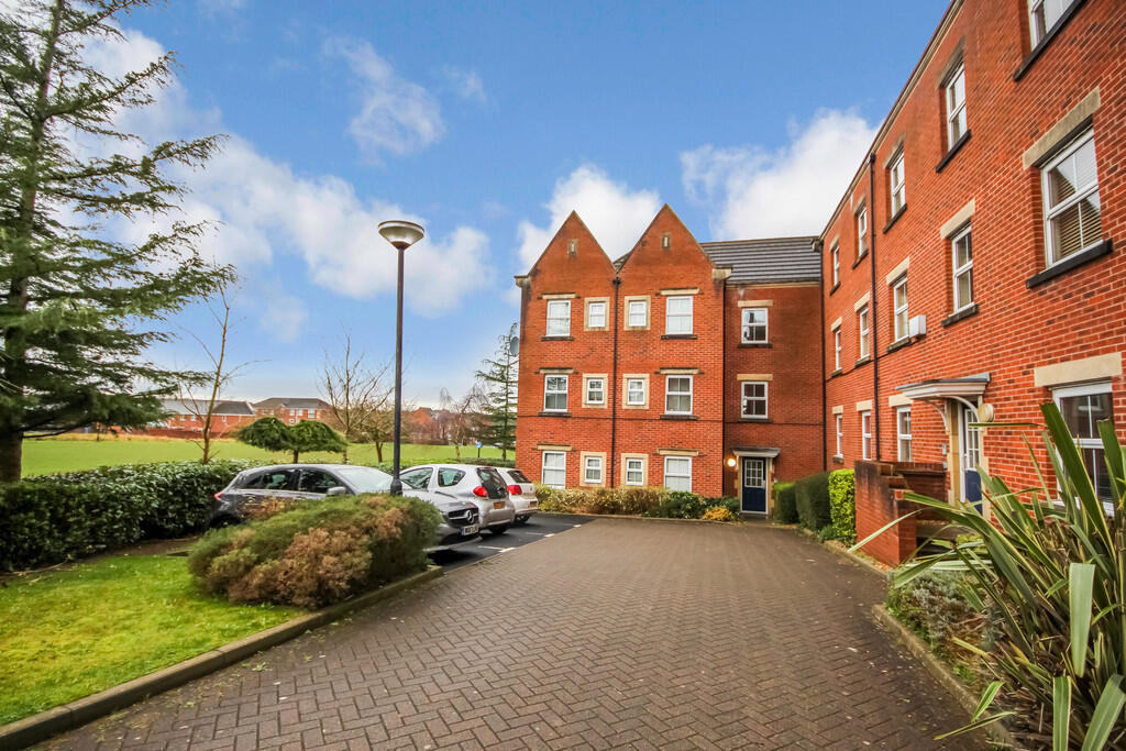 2 bed Apartment for rent in Chorley. From RedRose - Chorley