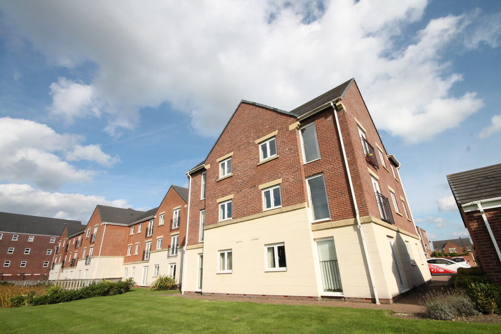 2 bed Apartment for rent in Worden. From RedRose - Chorley