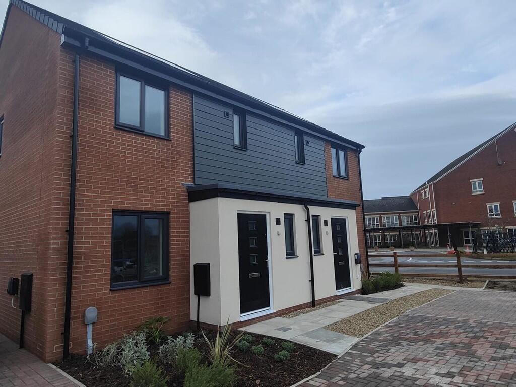 3 bed Semi Detached for rent in Worden. From RedRose - Chorley 3 bed Semi Detached for rent in Worden. From RedRose - Chorley