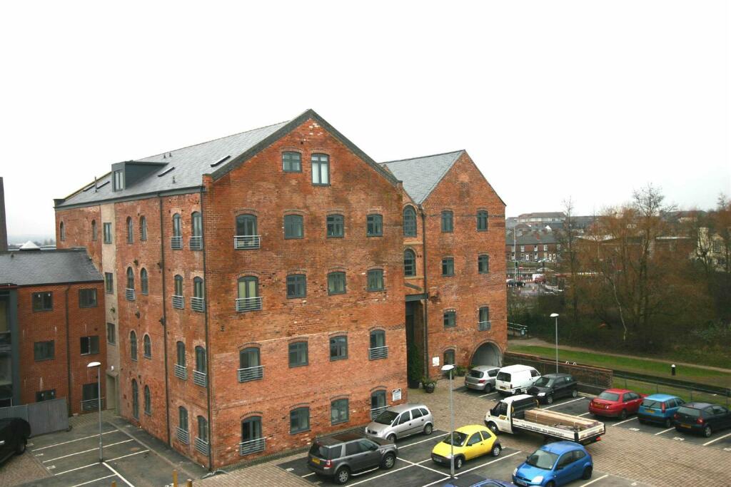 1 bed Apartment for rent in Walsall. From Redstones - Willenhall