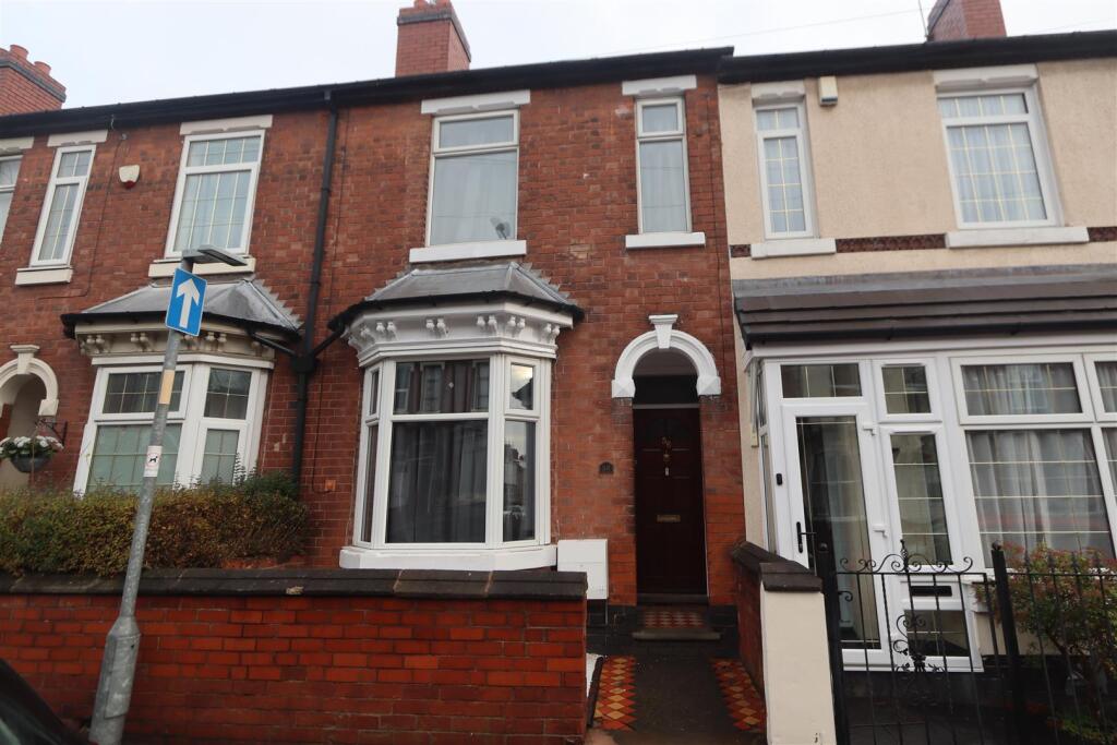 2 bed Mid Terraced House for rent in Willenhall. From Redstones - Willenhall