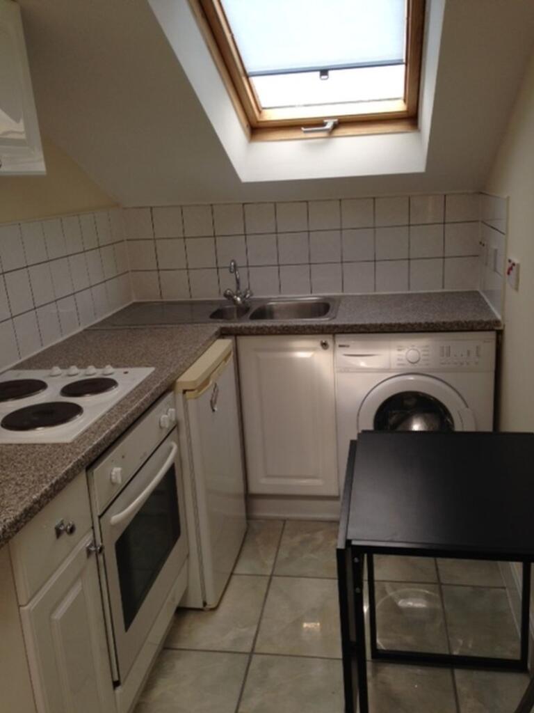 2 bed 1st Floor Flat for rent in Hammersmith. From Colet Estates London 2 bed 1st Floor Flat for rent in Hammersmith. From Colet Estates London