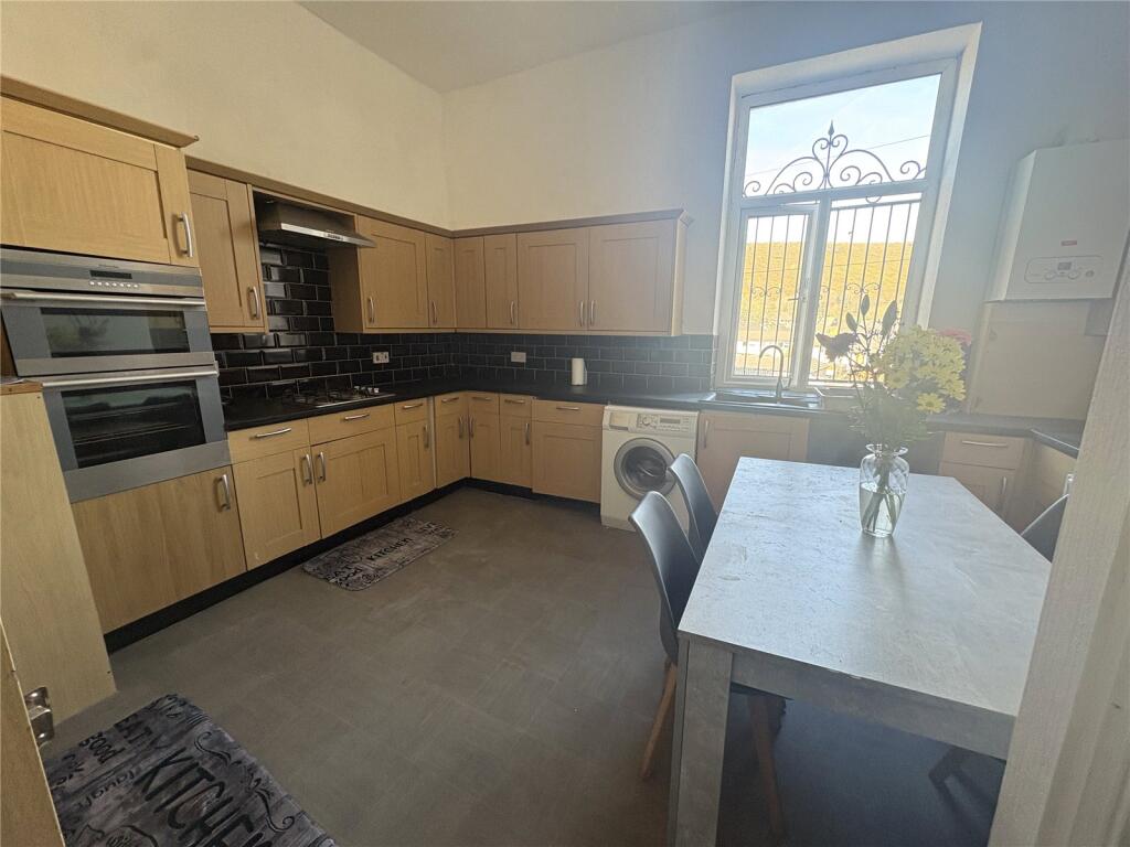 3 bed Apartment for rent in Mossley. From Ryder & Dutton - Ashton-Under-Lyne