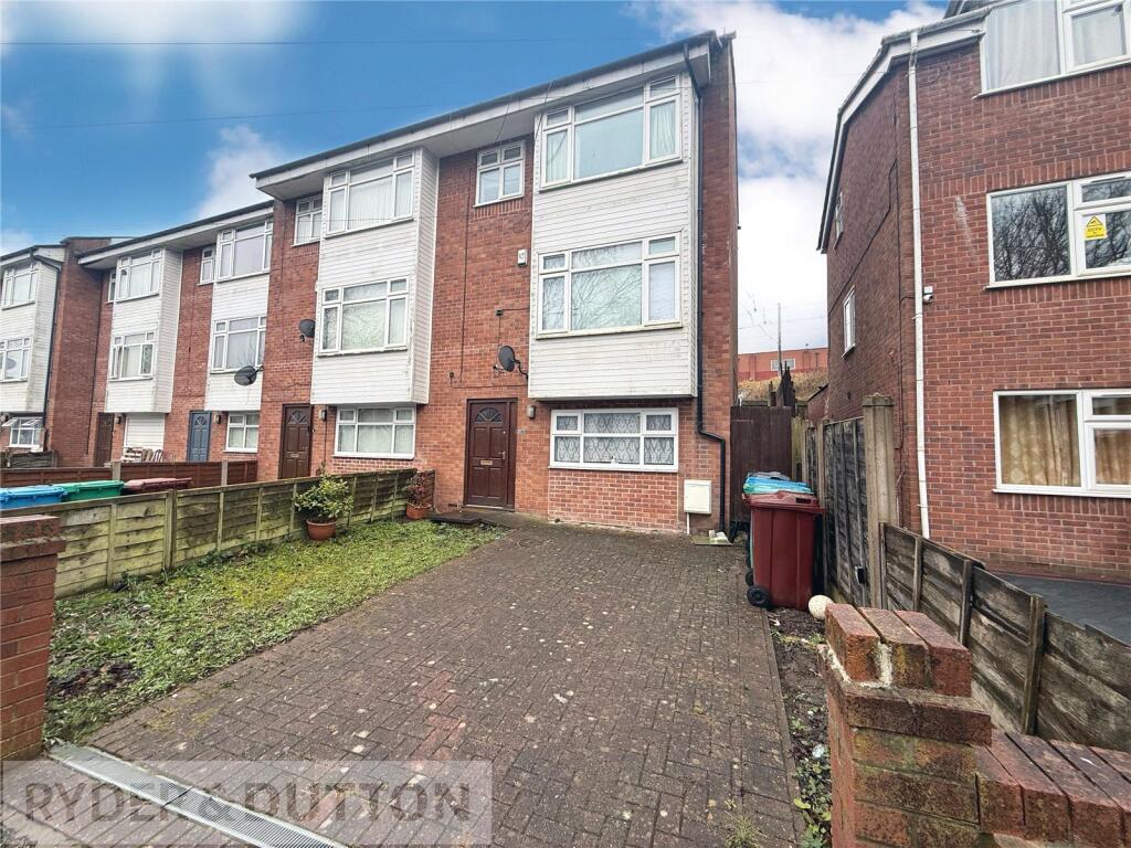 3 bed End of Terrace for rent in Charlestown. From Ryder & Dutton - Chadderton
