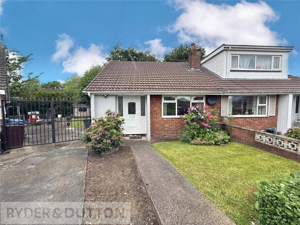 2 bed Semi-detached bungalow for rent in Manchester. From Ryder & Dutton - Chadderton