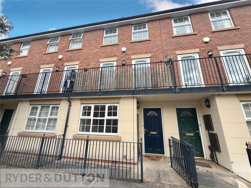 4 bed Town House for rent in Charlestown. From Ryder & Dutton - Chadderton