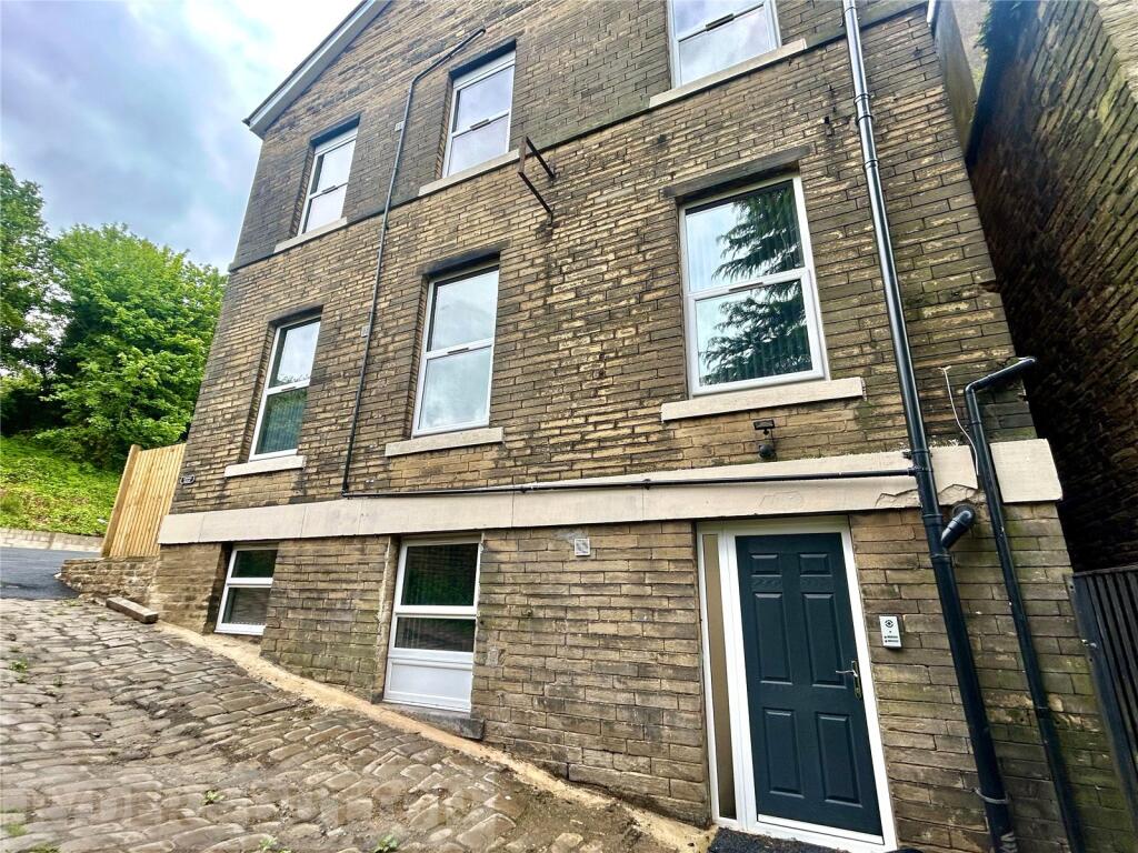 3 bed Apartment for rent in Norland Town. From Ryder & Dutton - Halifax 3 bed Apartment for rent in Norland Town. From Ryder & Dutton - Halifax