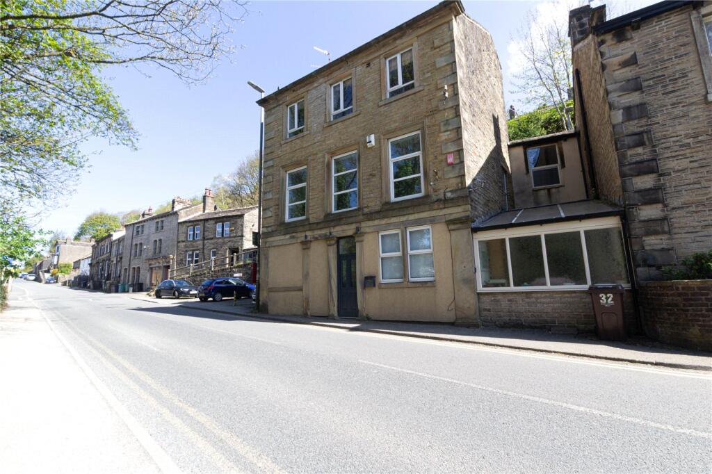 3 bed Mid Terraced House for rent in Holmfirth. From Ryder & Dutton - Holmfirth