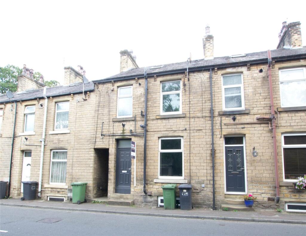 2 bed Mid Terraced House for rent in Brockholes. From Ryder & Dutton - Holmfirth 2 bed Mid Terraced House for rent in Brockholes. From Ryder & Dutton - Holmfirth