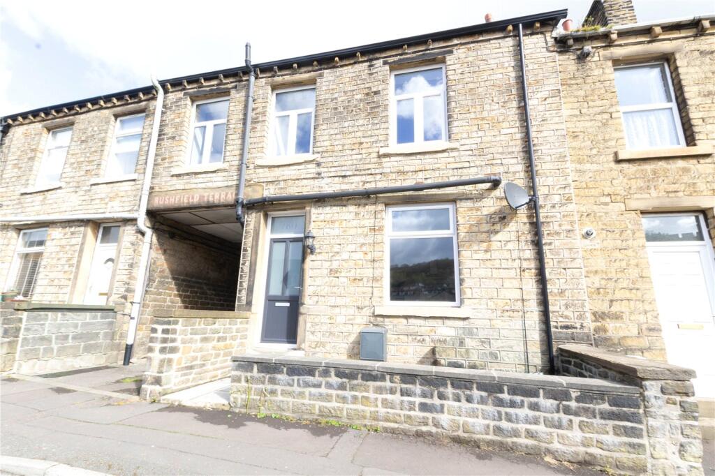 3 bed Mid Terraced House for rent in Netherton. From Ryder & Dutton - Huddersfield