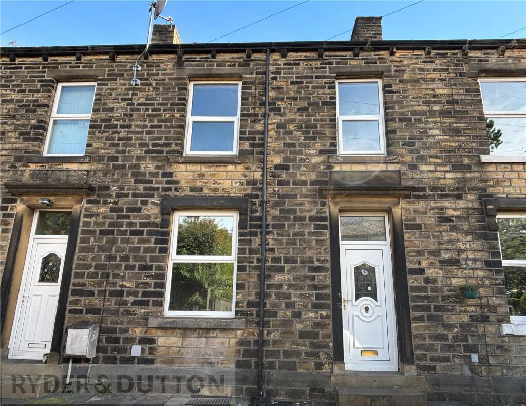 3 bed Mid Terraced House for rent in Outlane. From Ryder & Dutton - Huddersfield 3 bed Mid Terraced House for rent in Outlane. From Ryder & Dutton - Huddersfield