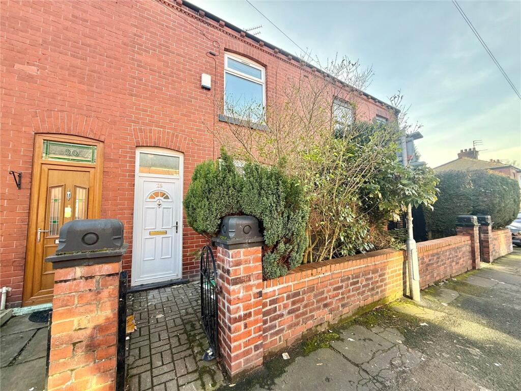 2 bed Mid Terraced House for rent in Middleton. From Ryder & Dutton - Middleton