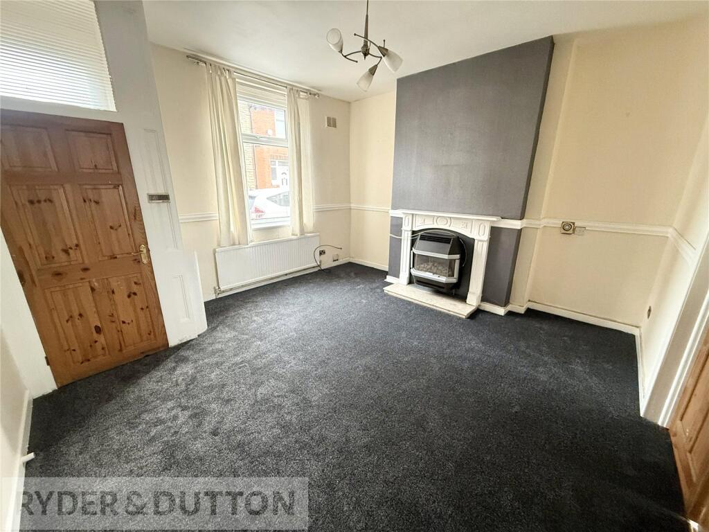 2 bed End of Terrace for rent in Oldham. From Ryder & Dutton - Oldham