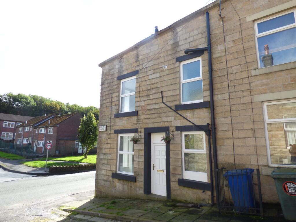 2 bed Mid Terraced House for rent in Bacup. From Ryder & Dutton - Rawtenstall