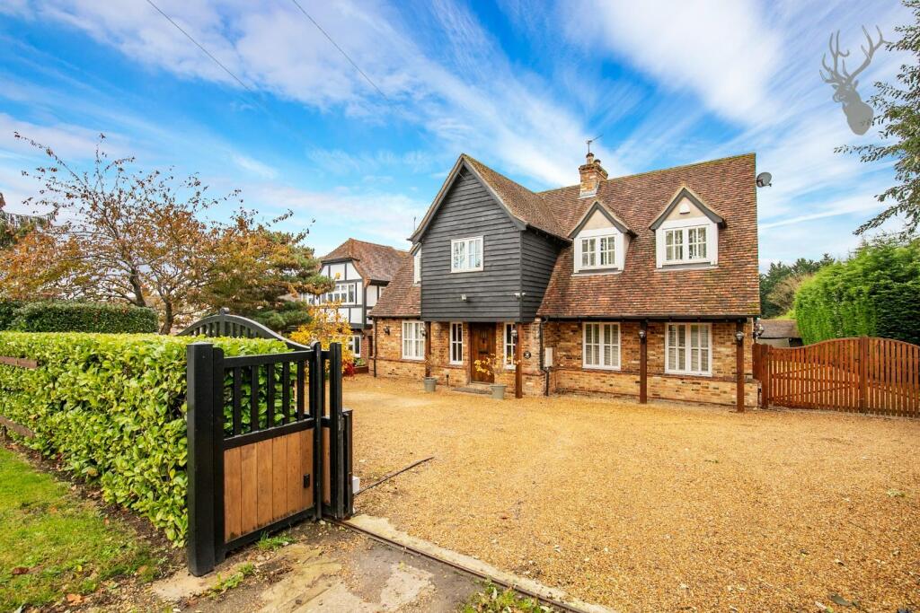 4 bed Detached for rent in Stapleford Abbotts. From Butler & Stag - Theydon Bois 4 bed Detached for rent in Stapleford Abbotts. From Butler & Stag - Theydon Bois