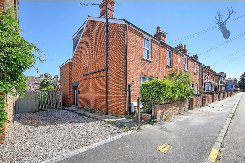3 bed Semi Detached for rent in Chipping Ongar. From Butler & Stag - Theydon Bois